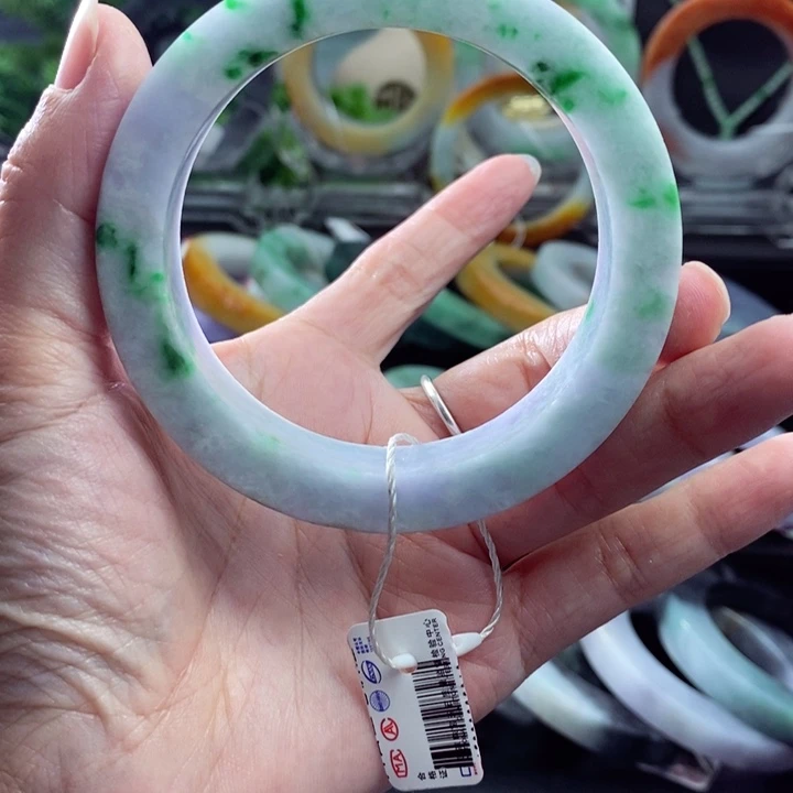 未镶嵌天然翡翠A货定制翡翠