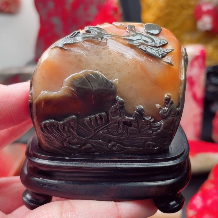 寿山石乌鸦皮红田
