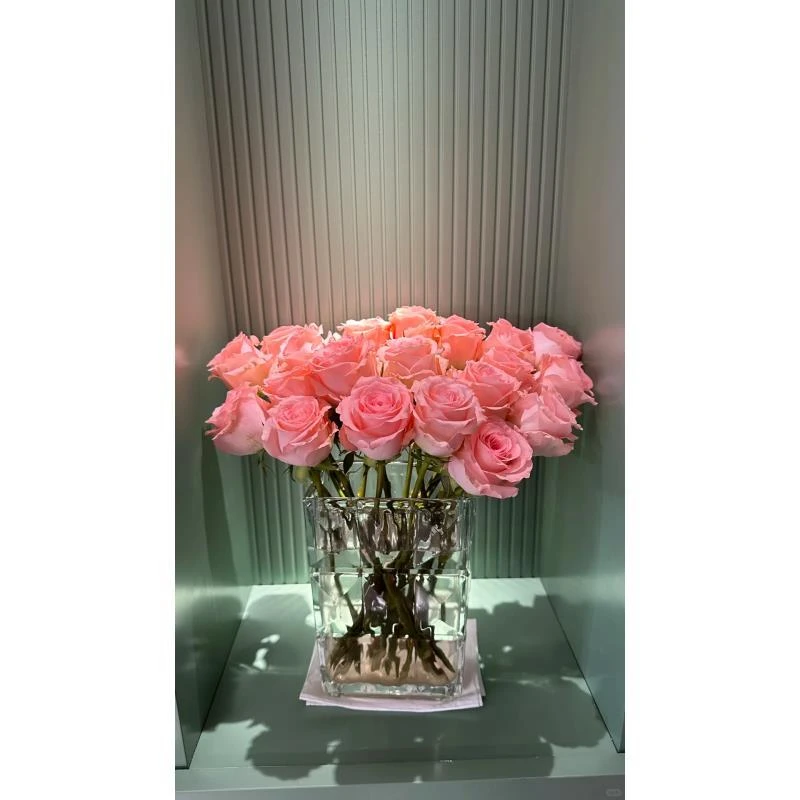 爆款【戴安娜玫瑰10支】全场鲜花任意两单送配草、3单送花瓶