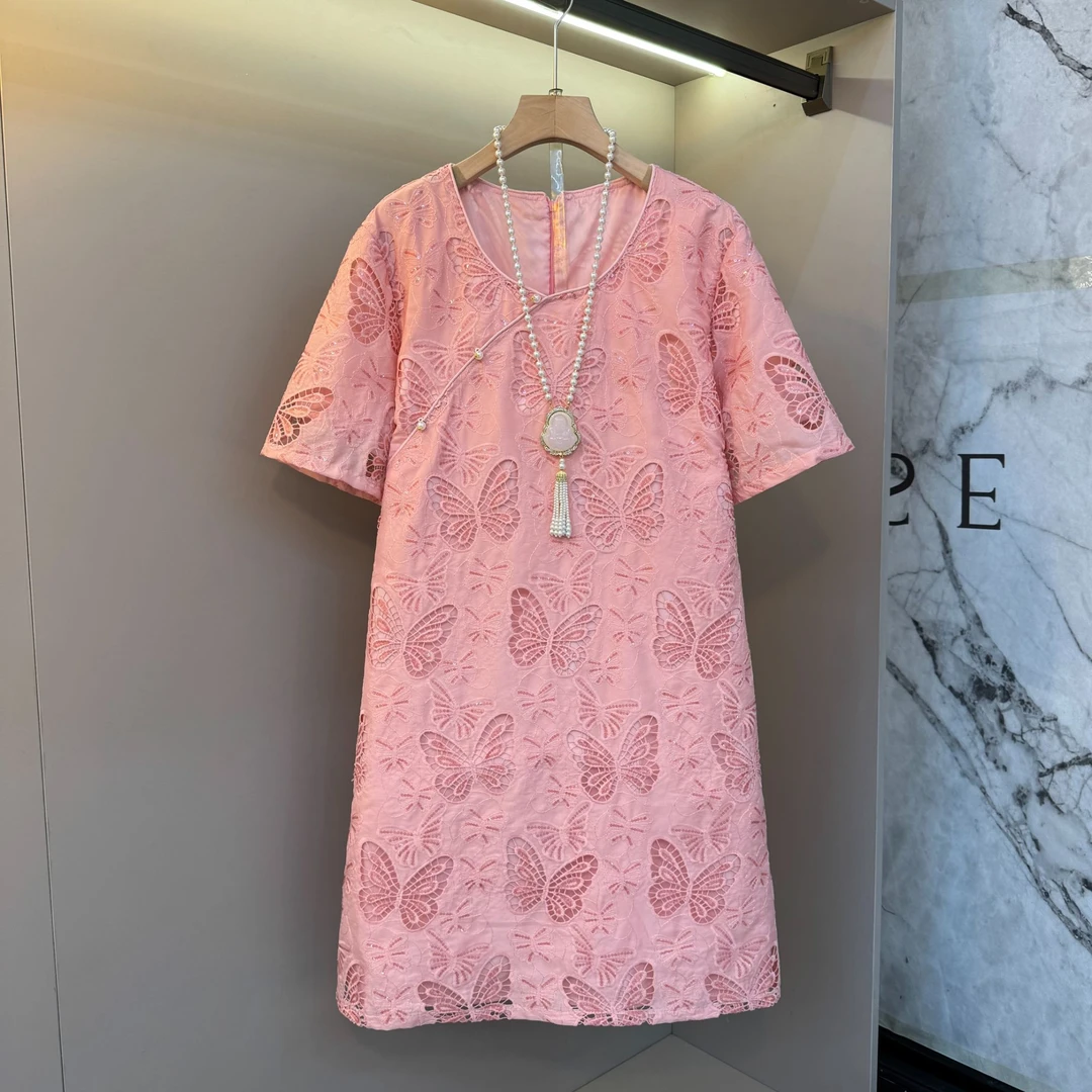 2025新中式国风轻奢精致斜襟钉珠亮片蕾丝镂空蝴蝶旗袍裙7136