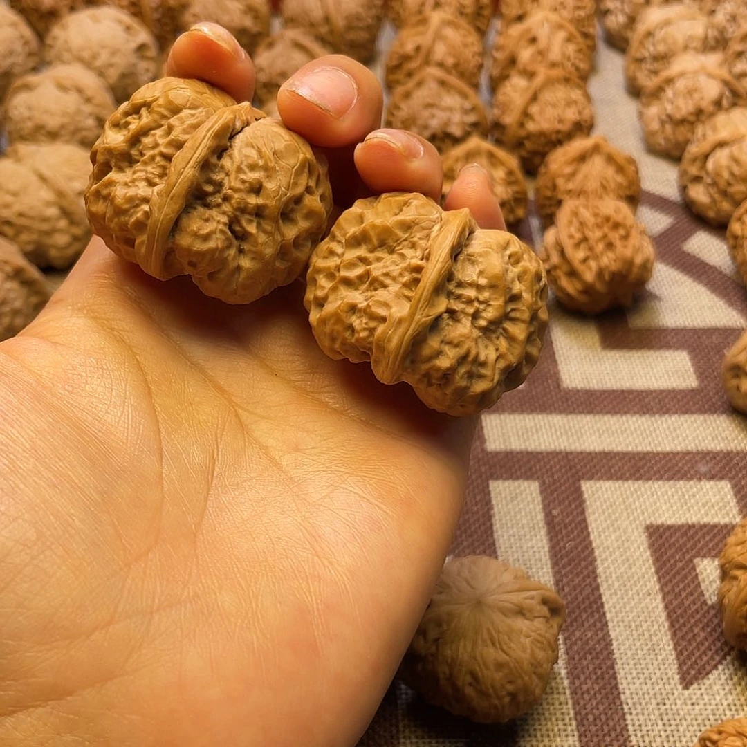 文玩核桃把件蛙蛙