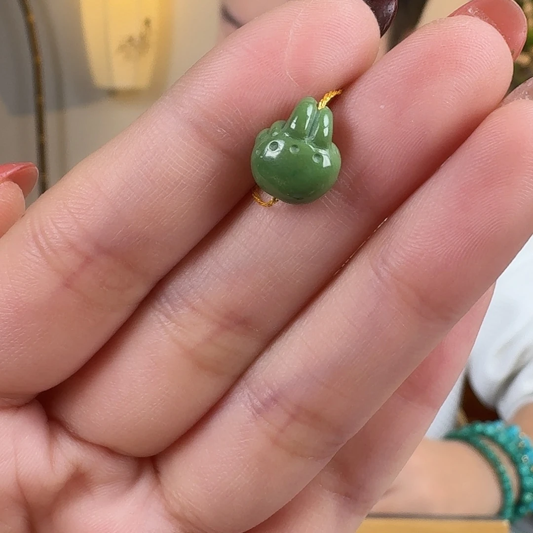 绿松石未镶嵌挂件