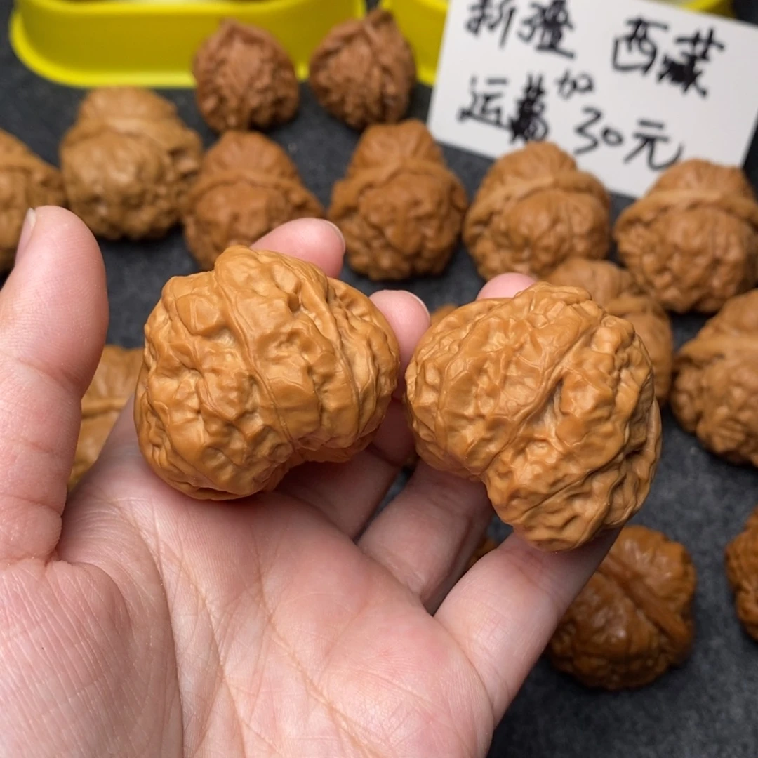 文玩核桃把件K****?蛤蟆41