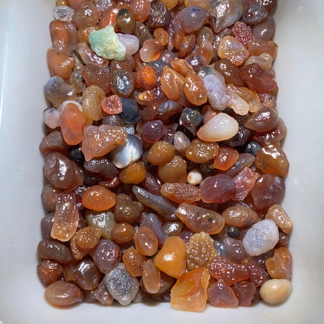 星***晨阿拉善3公斤酒红糖鱼缸石