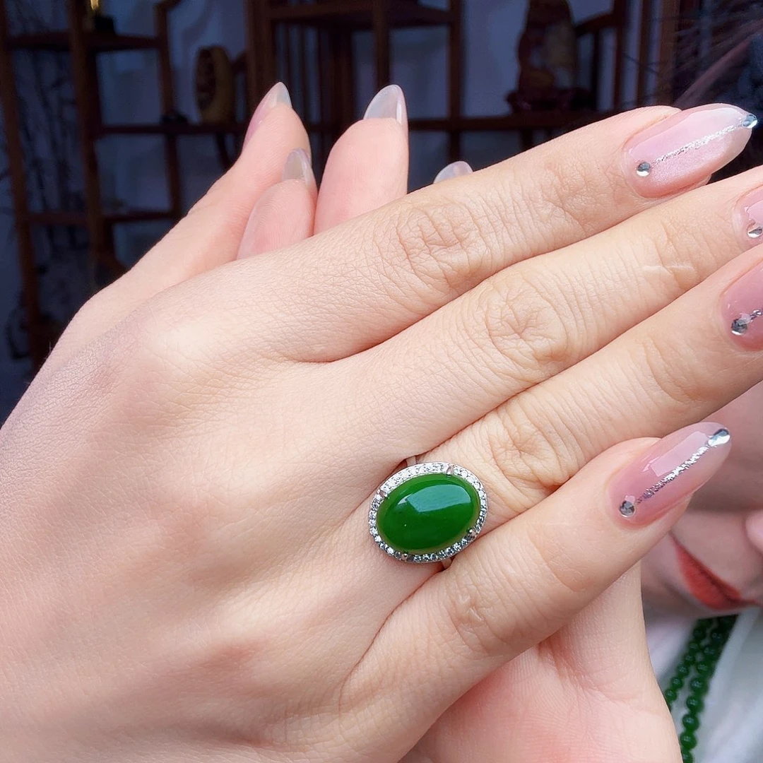 银S925镶嵌戒指和田玉（碧玉）华*