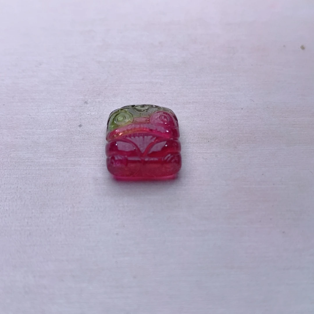醒狮未镶嵌碧玺碧玺A醒狮