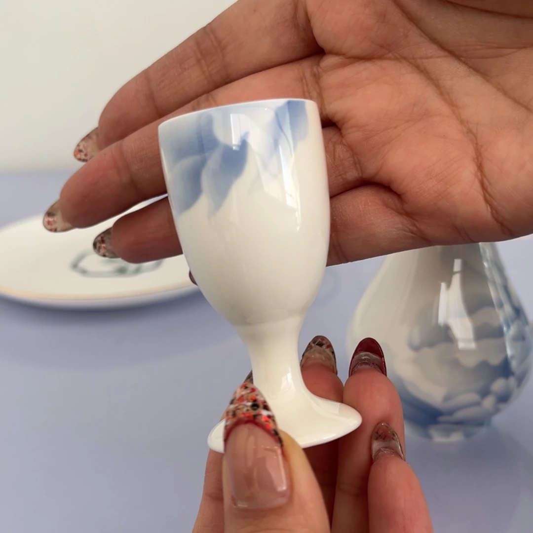 瓷片国色天香小酒杯