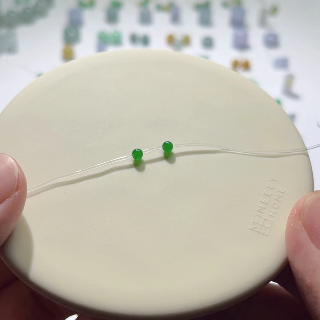 翡翠散珠麟*天然A货珠子2颗3mm