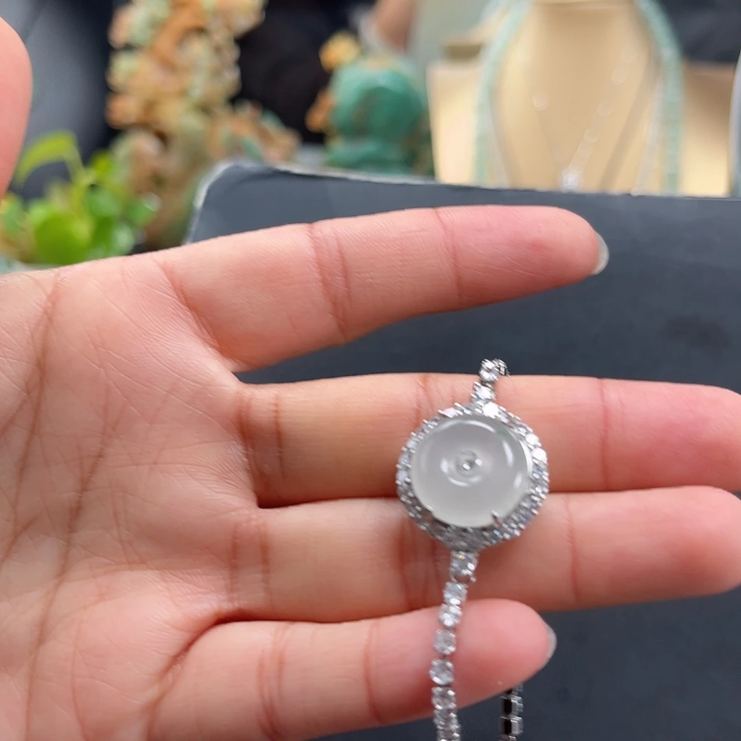 石英质玉未镶嵌手链