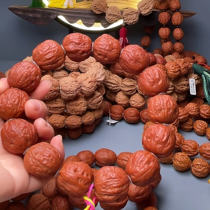 文玩核桃手串红皮蛙