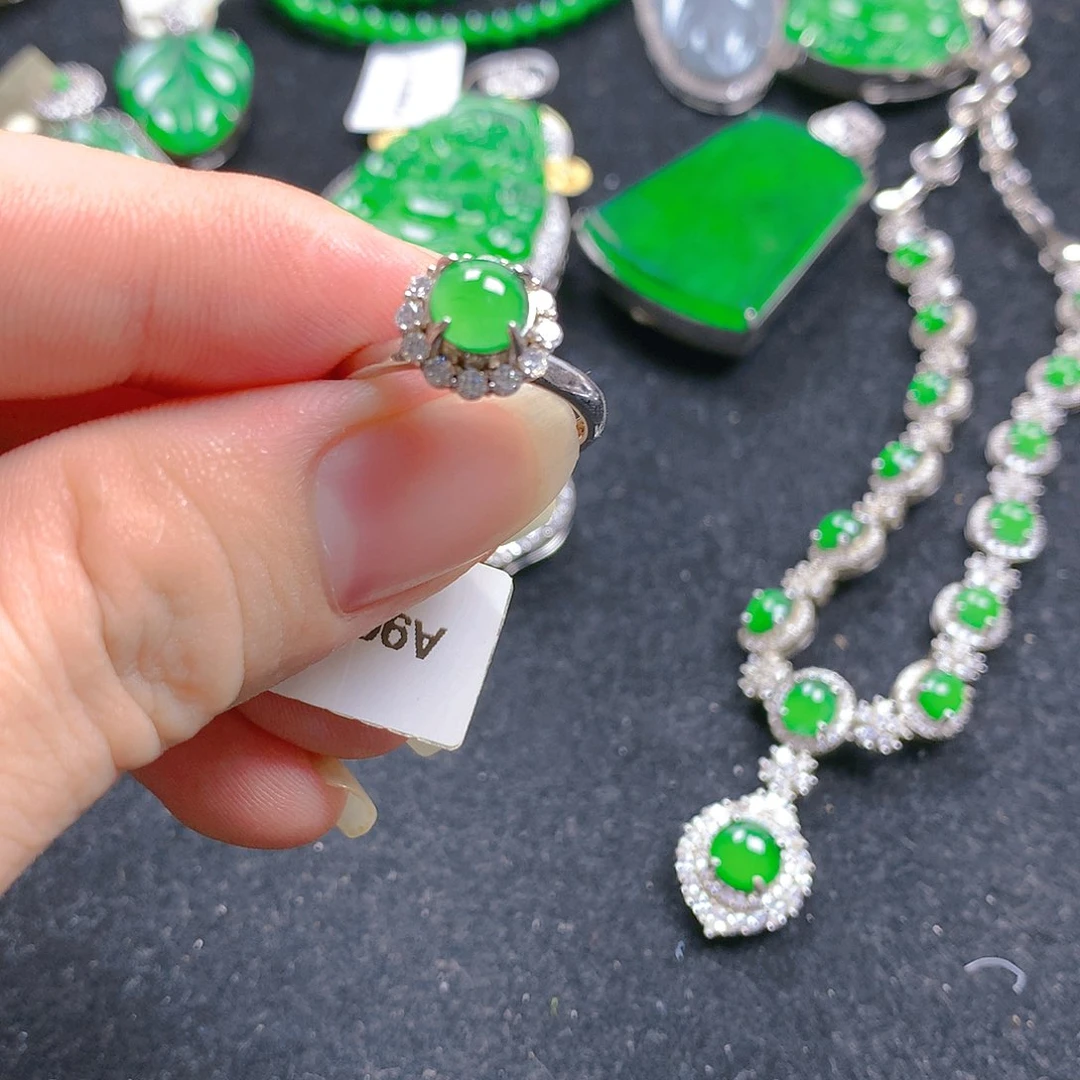 颈饰银S925镶嵌翡翠翡翠