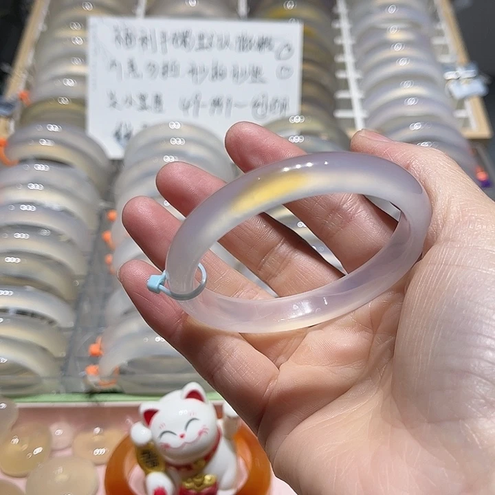玛瑙/玉髓未镶嵌手镯