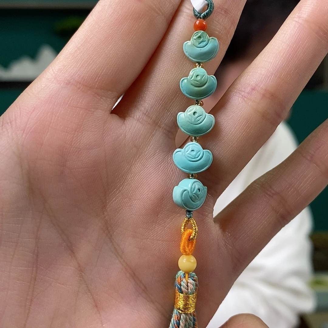 绿松石18K金镶嵌挂件