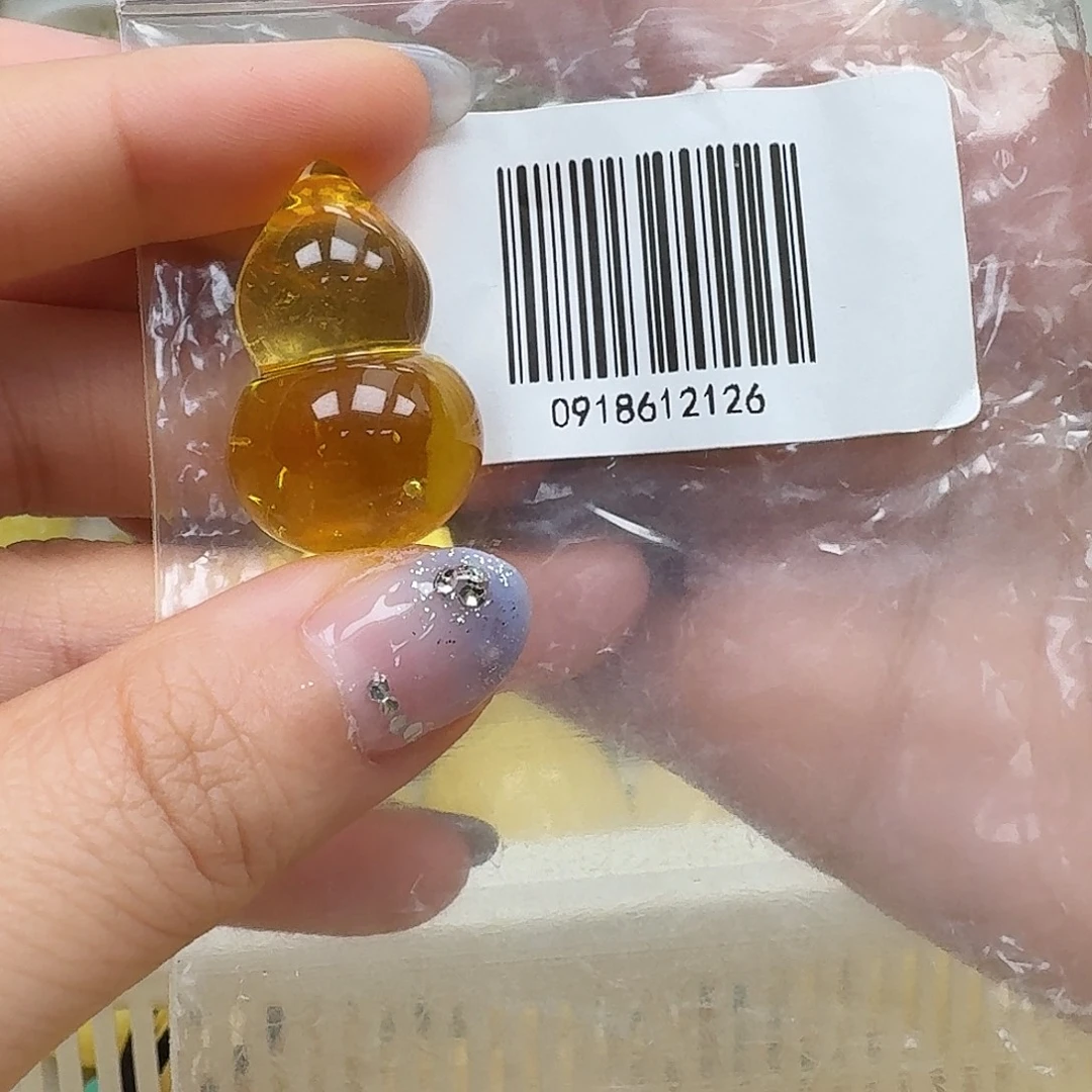 未镶嵌琥珀珠宝奇石