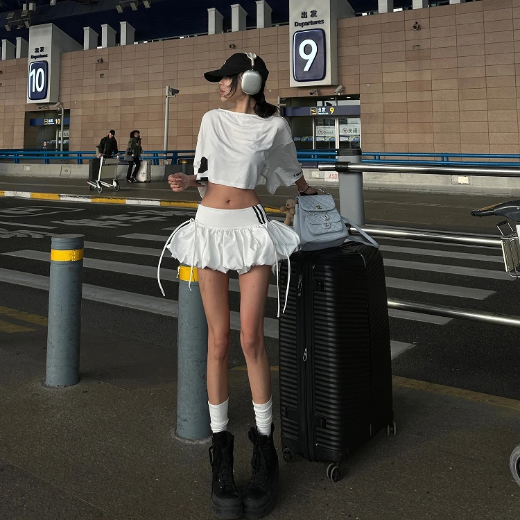 韩好甜WARDEN EDGE 白色A字花苞裙女夏小个子宽松显瘦低腰半身裙