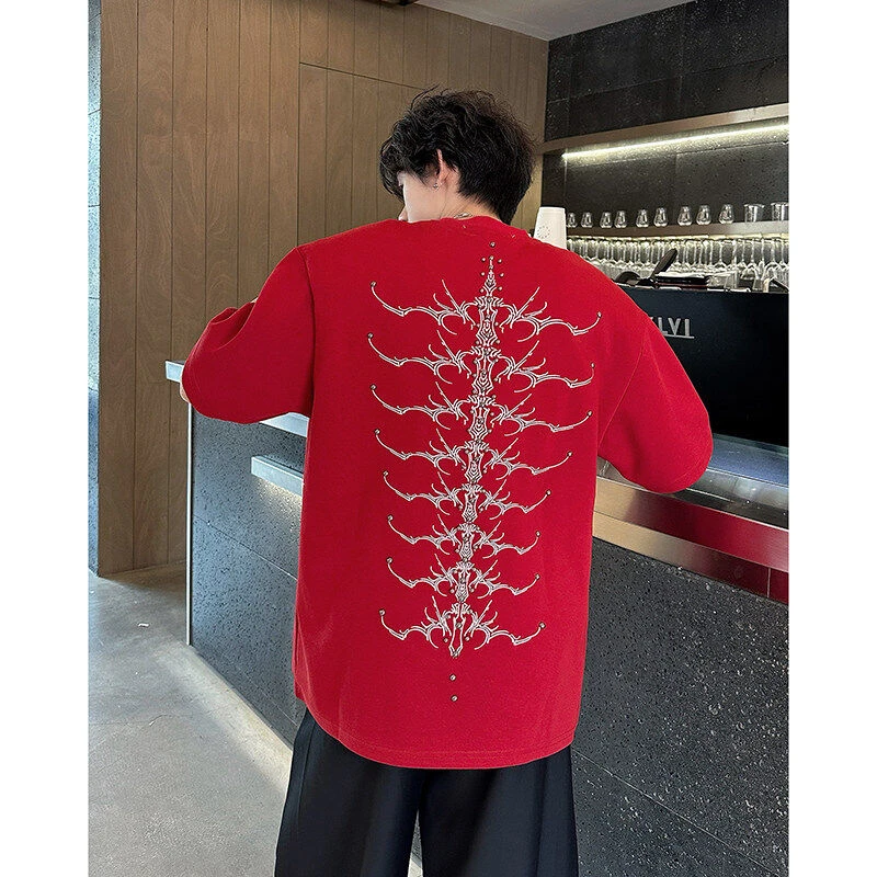 夏季美式复古脊骨刺绣红色短袖T恤男小众手工钉珠嘻哈半袖垫肩t恤