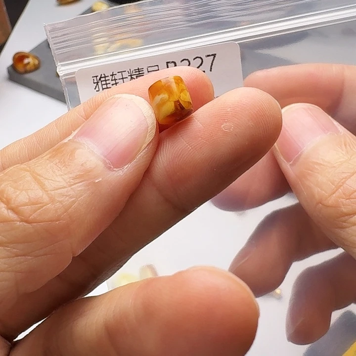 裸石琥珀未镶嵌琥珀