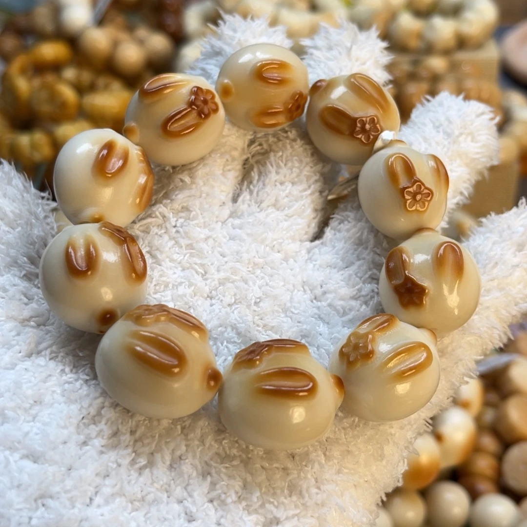 菩提根/象牙果吊坠11.29.34炭烤小兔子