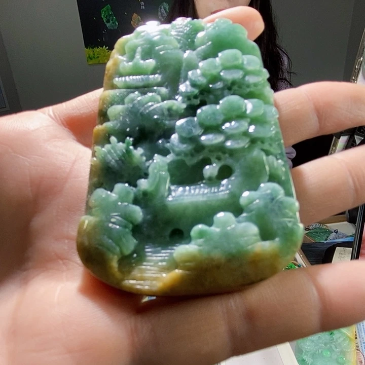 颈饰未镶嵌翡翠一