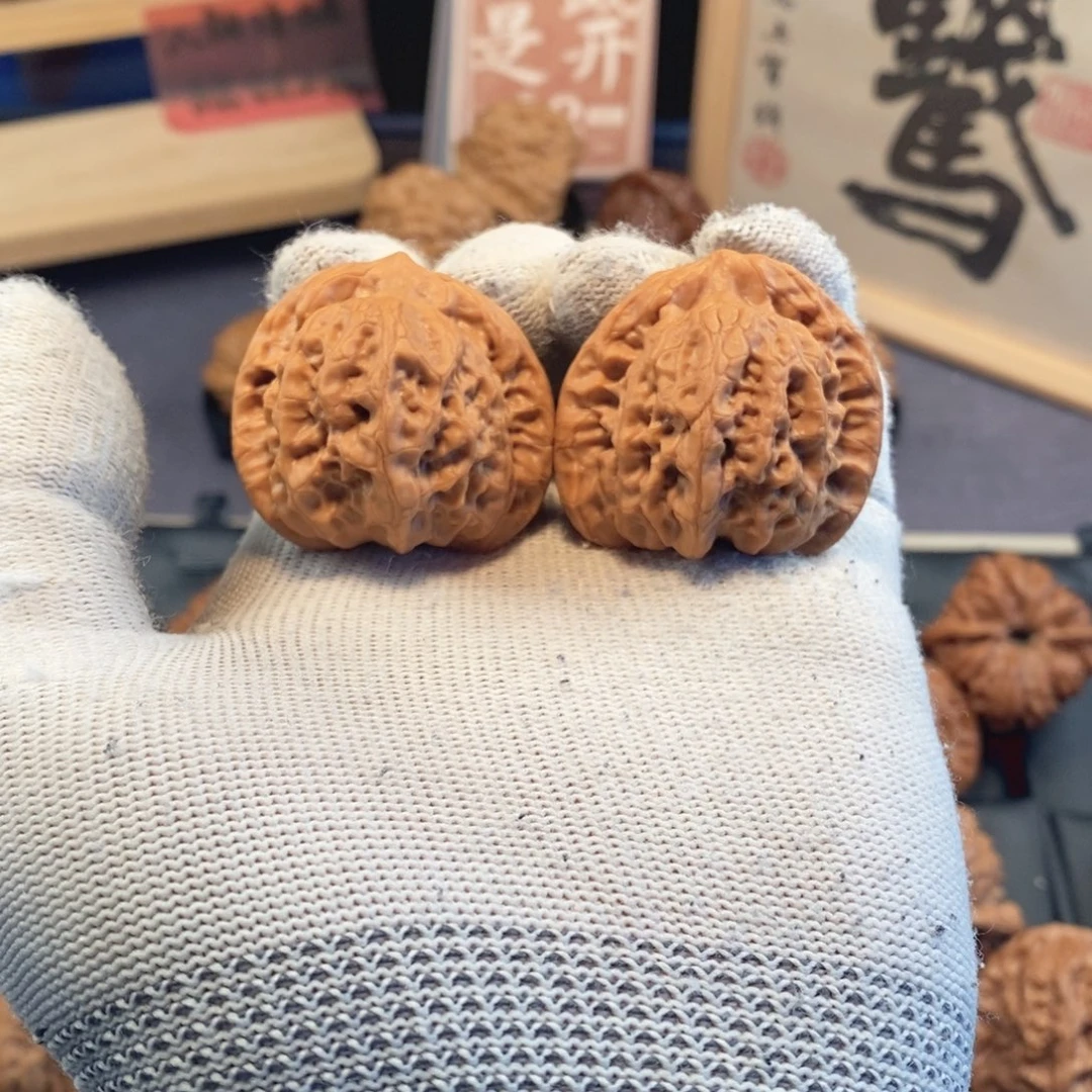 文玩核桃把件福利款39尺挂月峰佛肚