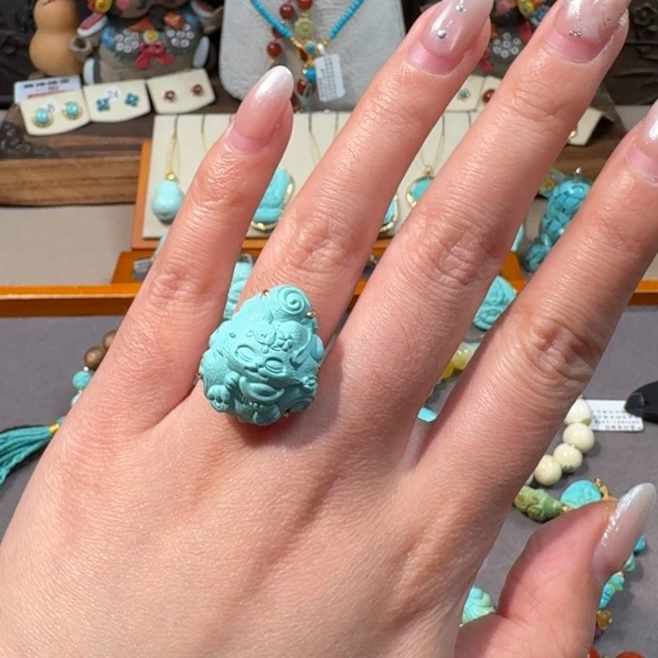 绿松石18K金镶嵌戒指凤九