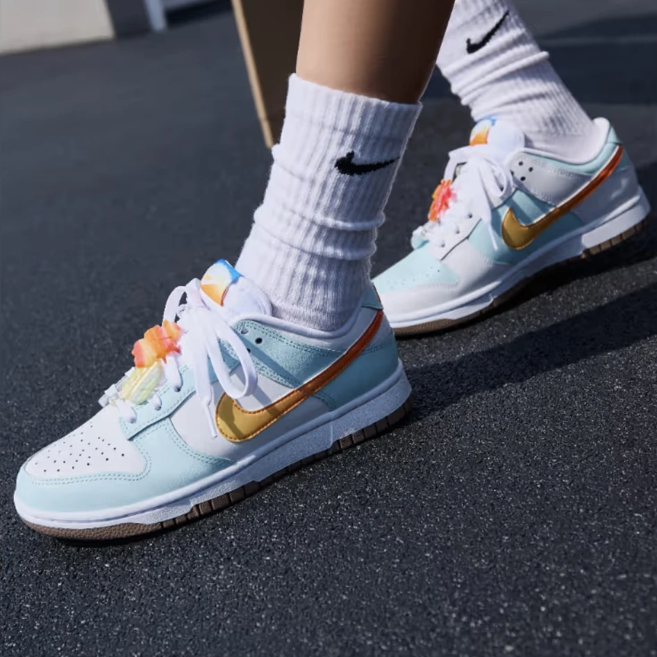 NIKE/耐克『多巴胺』女子冰川蓝Dunk Low 休闲运动板鞋IB8877191