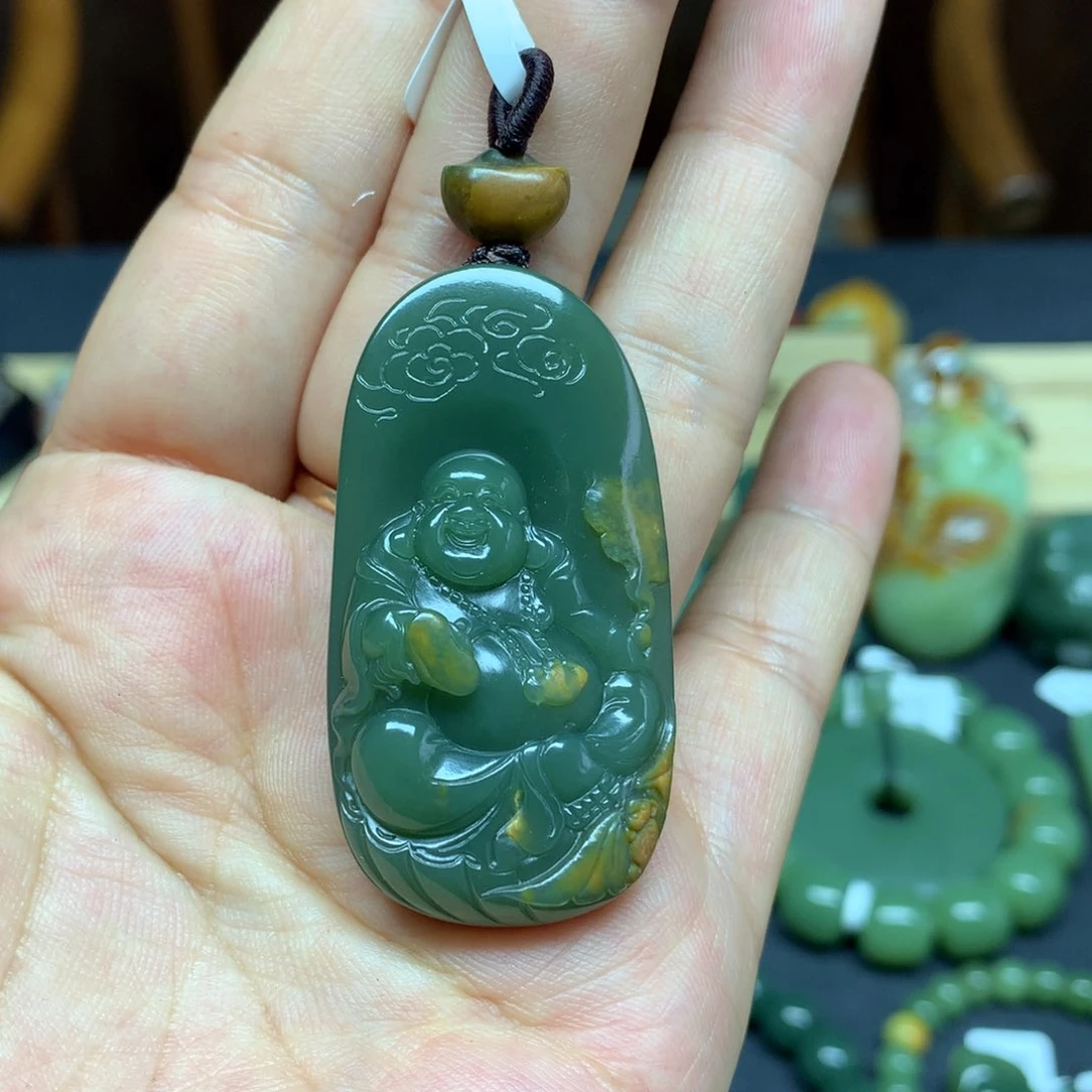 岫岩河磨玉（透闪石质玉）颈饰未镶嵌