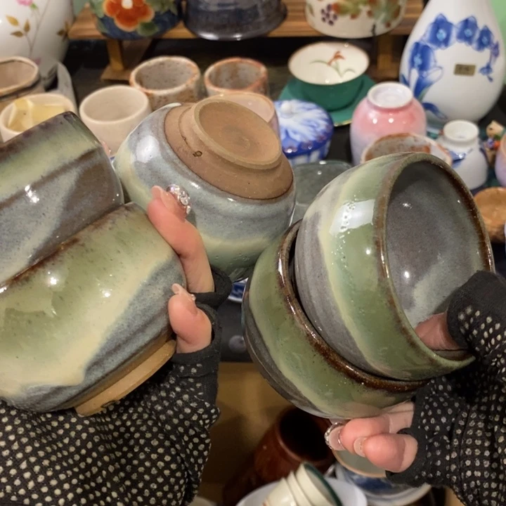 而在一段雨里漫步时又