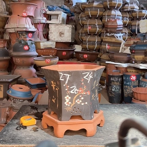 紫砂花盆六方一个