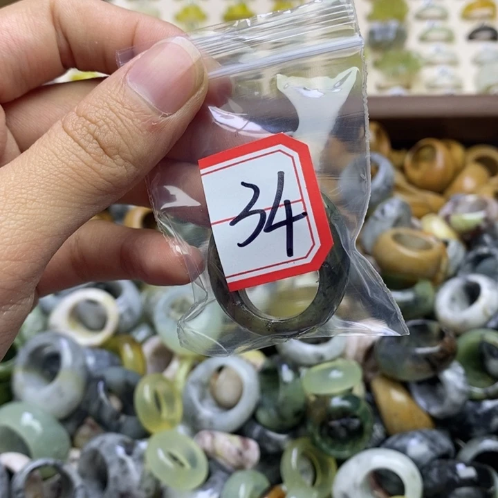 平***乐蛇纹石玉未镶嵌手镯