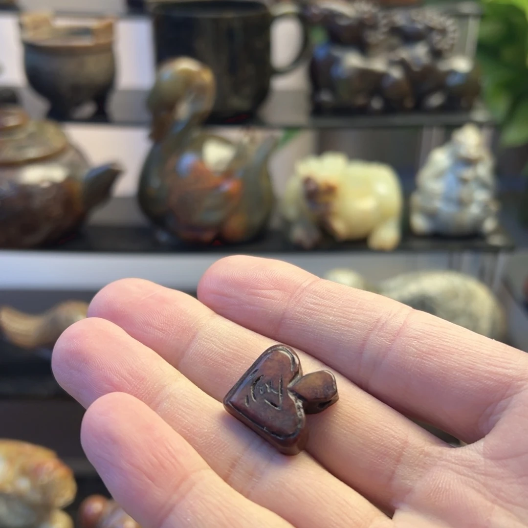 和田玉（糖玉）未镶嵌挂件