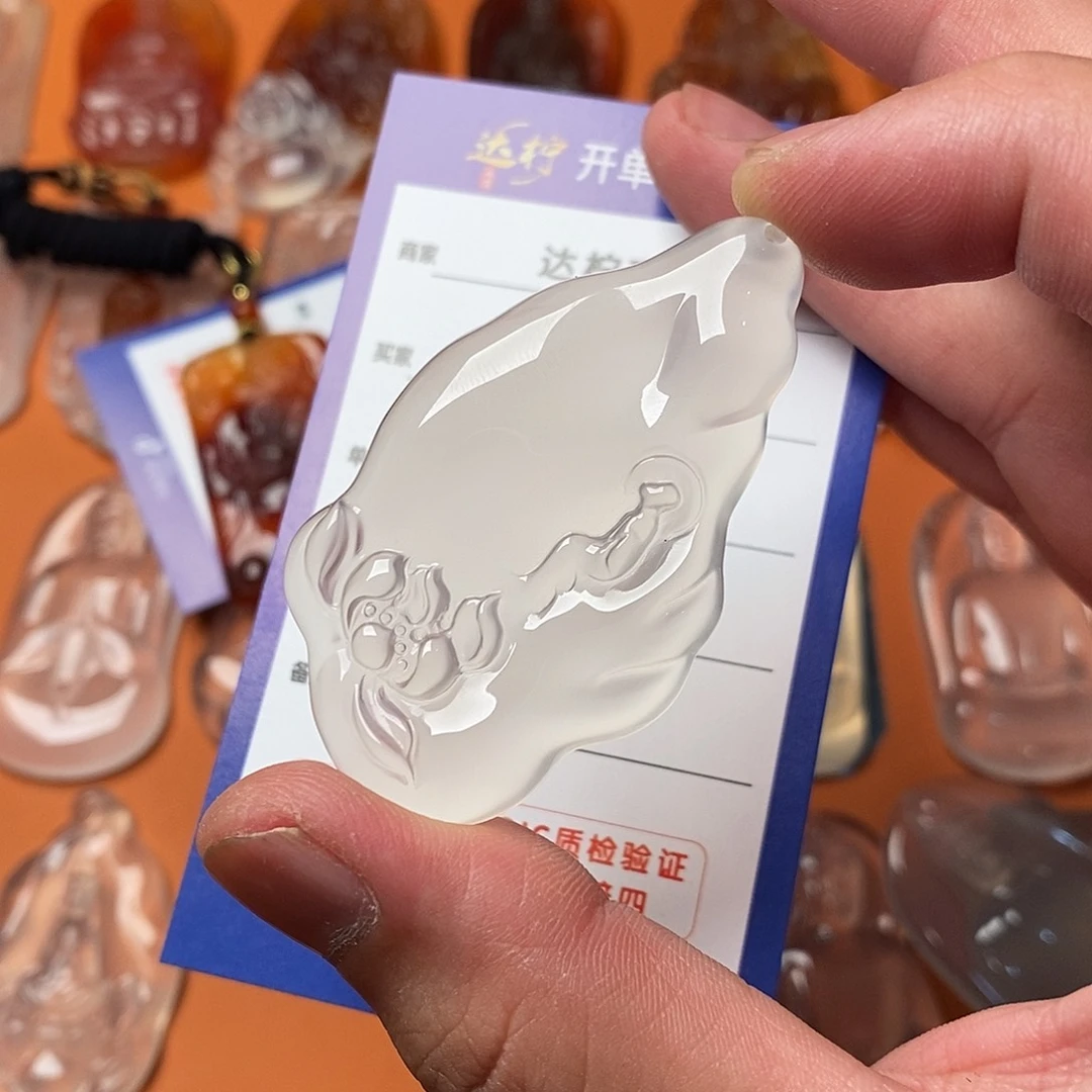 玛瑙/玉髓颈饰未镶嵌弘****）