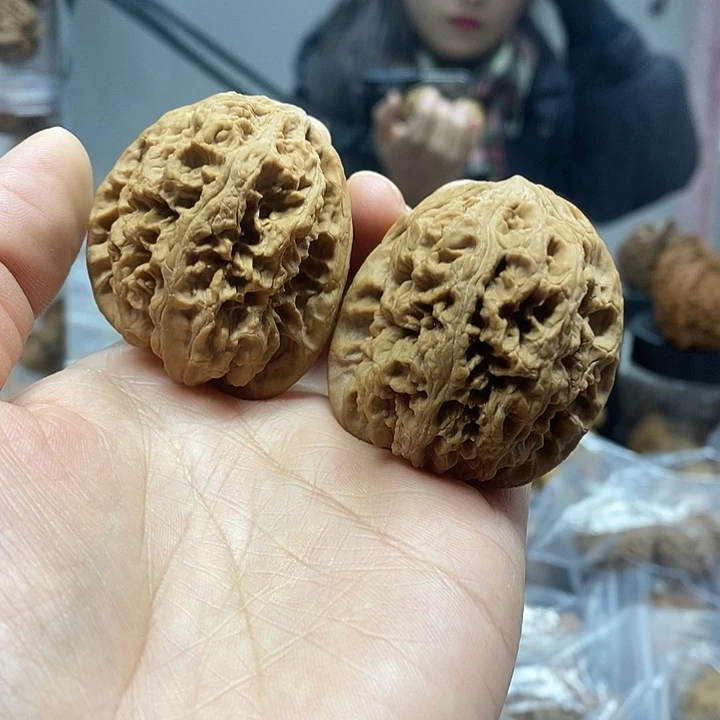 文玩核桃把件41.5将军油