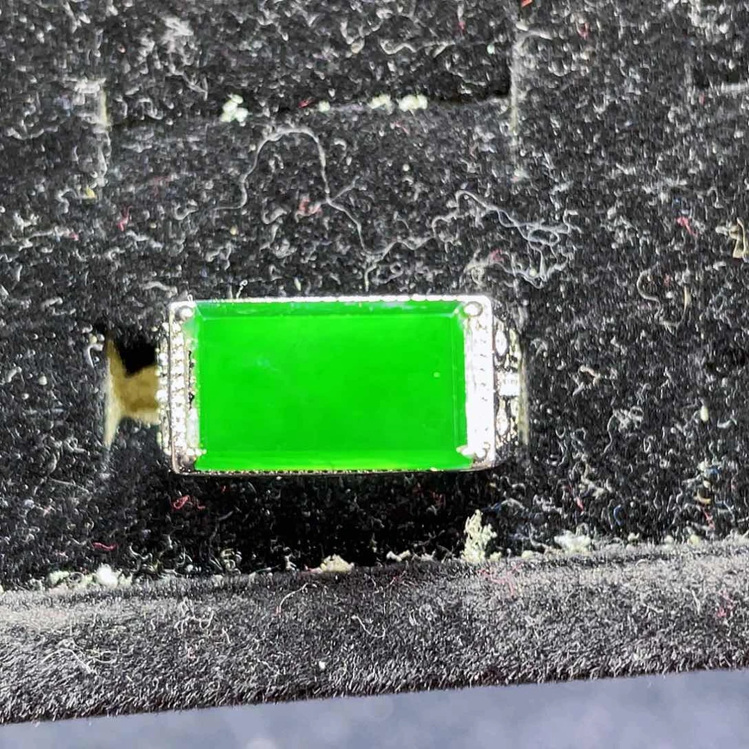 翡翠颈饰未镶嵌531，