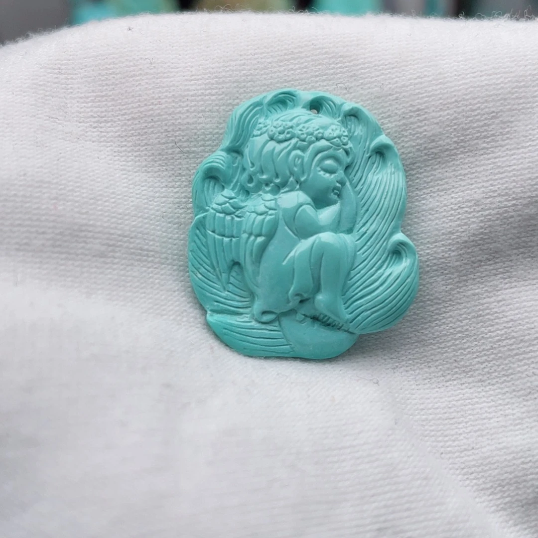 绿松石未镶嵌颈饰