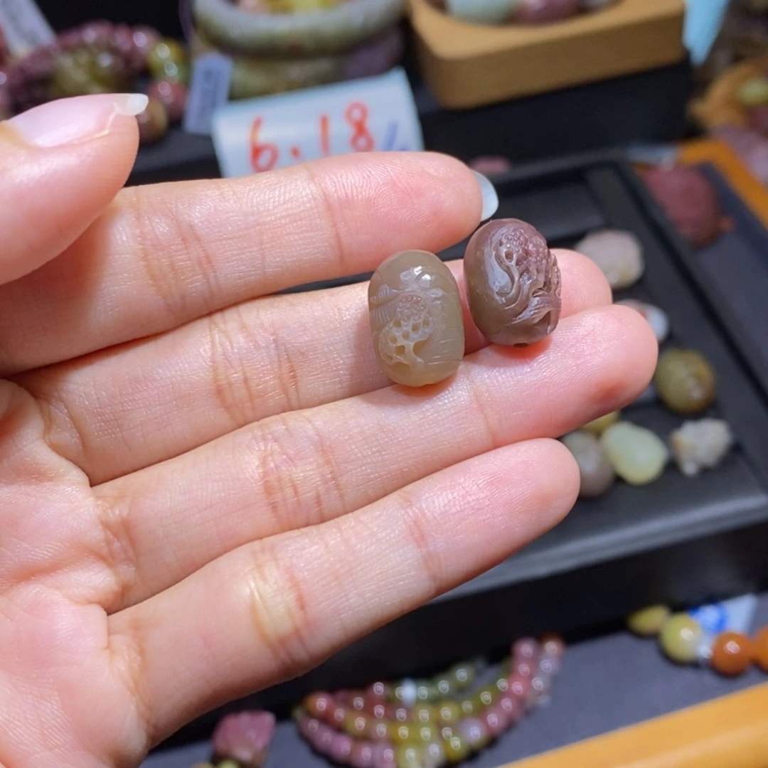 【闪购商品】未镶嵌手链玛瑙/玉髓盐源玛瑙。山水蛋蛋