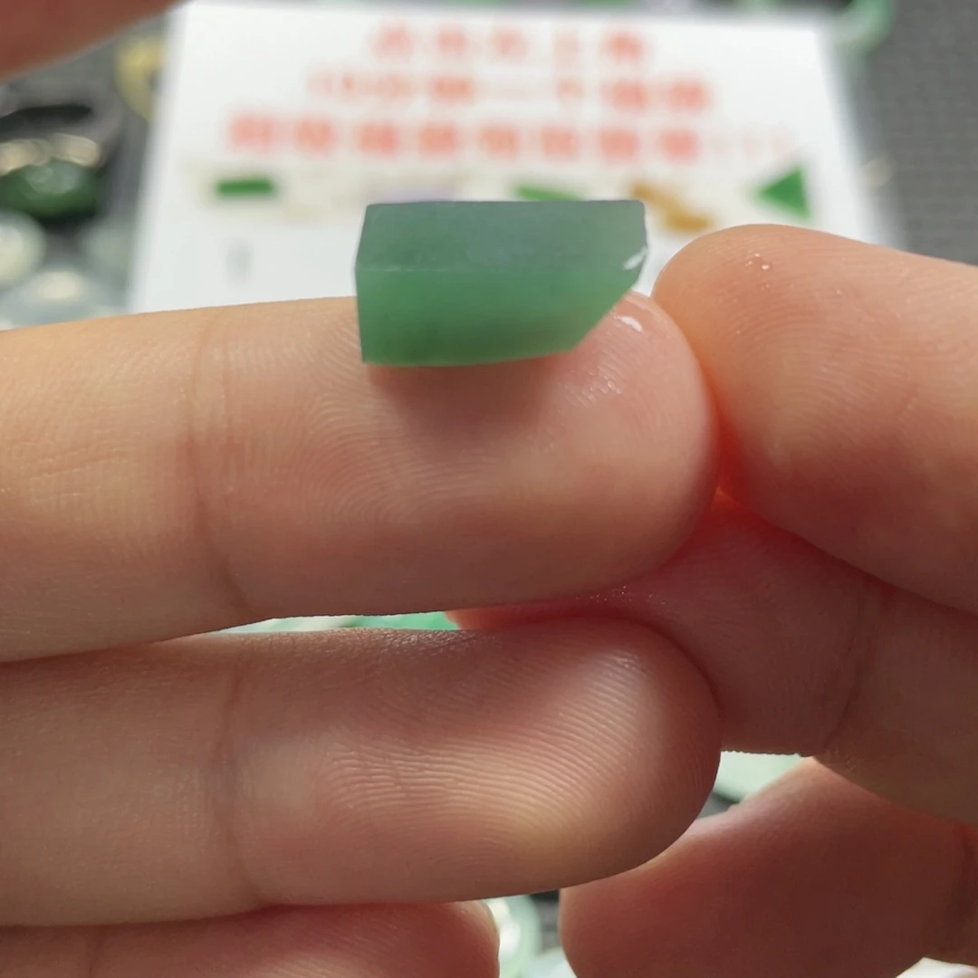 未镶嵌定制翡翠翡翠