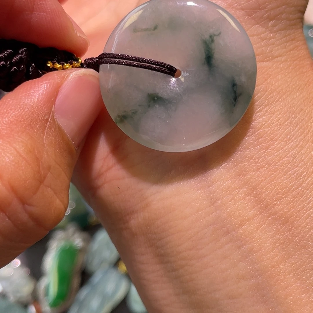 定制翡翠未镶嵌扣子