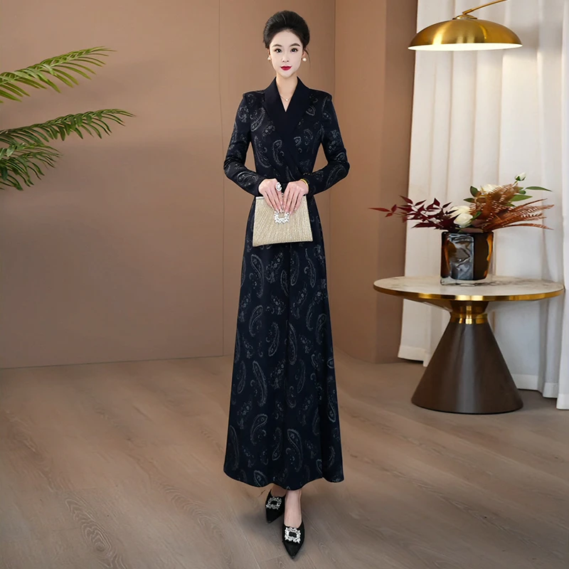 秋季轻奢简约大方连衣裙2025新款爆款遮肉显瘦大摆长袖长裙205