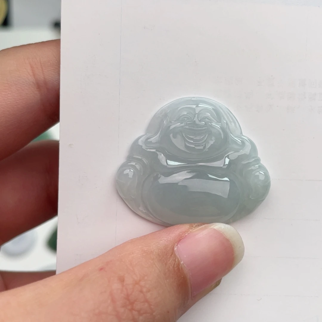 翡翠未镶嵌颈饰佛公