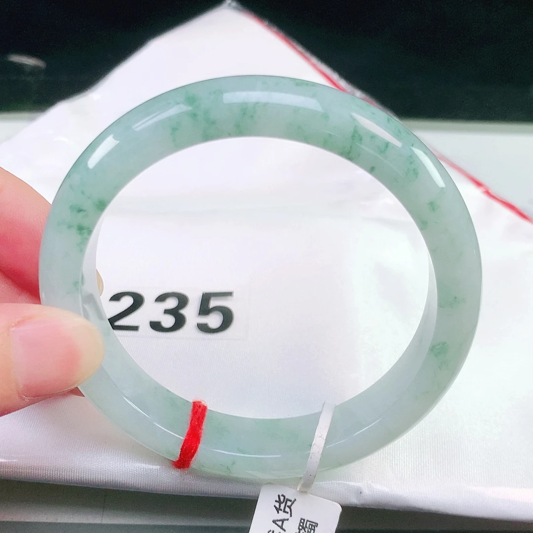 未镶嵌手镯翡翠235