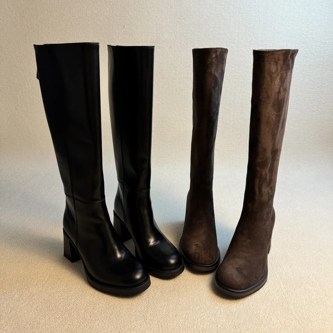 六也「素面皮靴」简约复古通勤高跟不过膝圆头粗跟高筒长靴 L1081