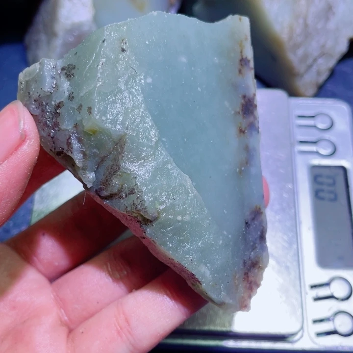 和田玉未镶嵌珠宝半成品