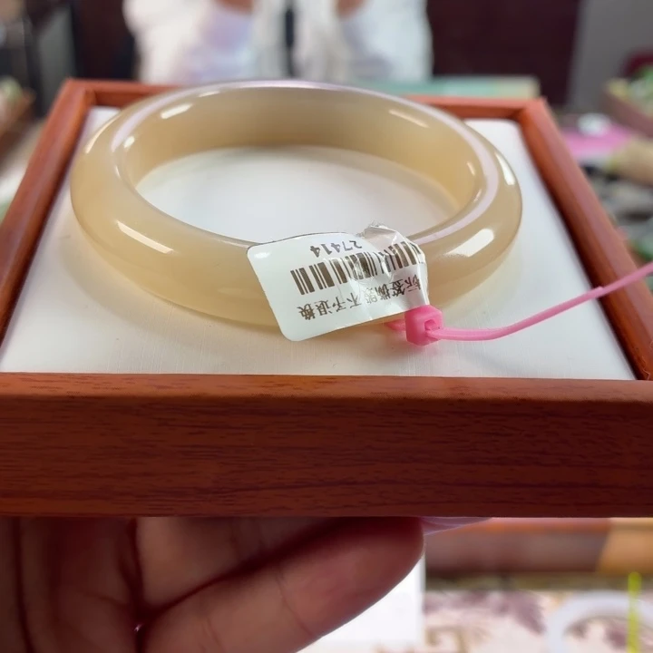 和田玉未镶嵌手镯39 圈口56