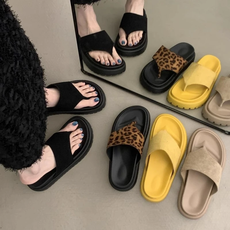 啄木鸟厚底拖鞋女2025新款夏季外穿海边沙滩凉拖鞋网红爆款人字拖