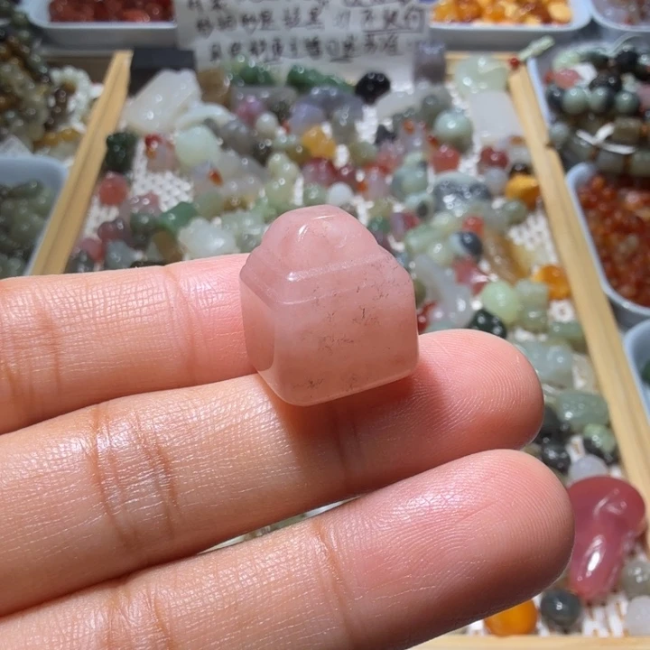 和田玉未镶嵌珠宝半成品