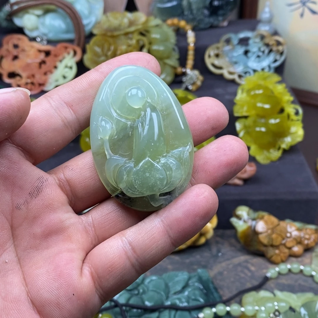 金***金蛇纹石玉未镶嵌吊坠(赠链)