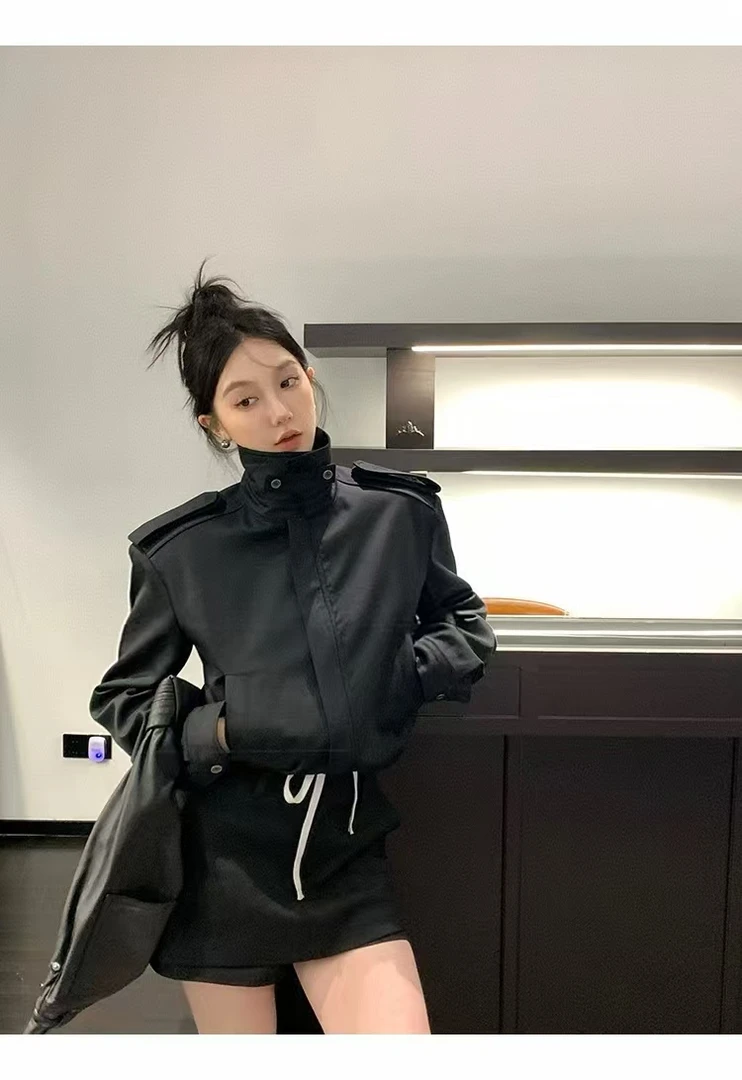 阔肩短款休闲夹克气质网红时尚百搭宽松设计师
