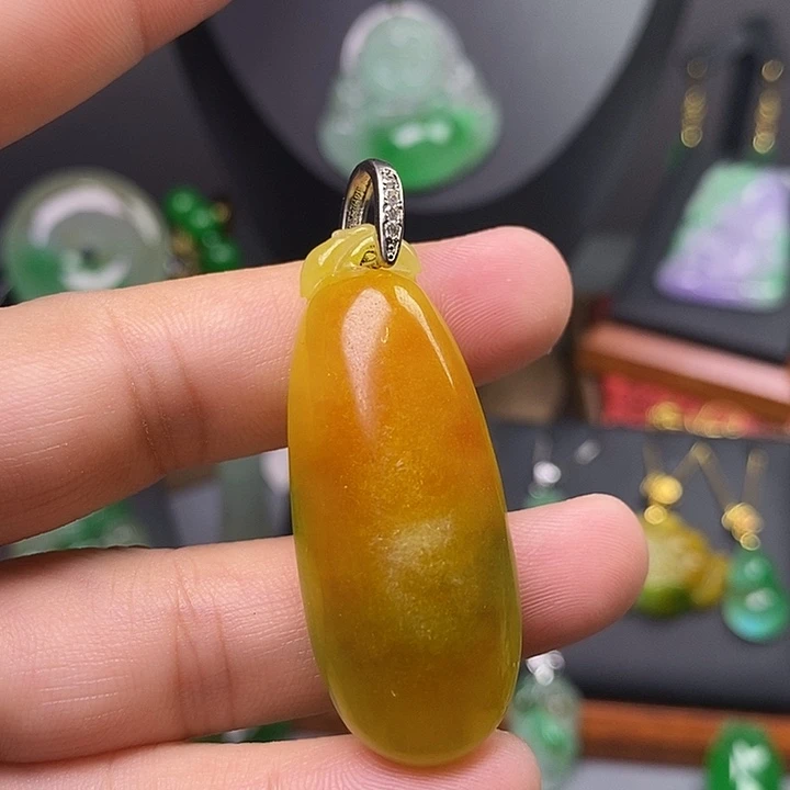 吊坠(赠链)未镶嵌翡翠