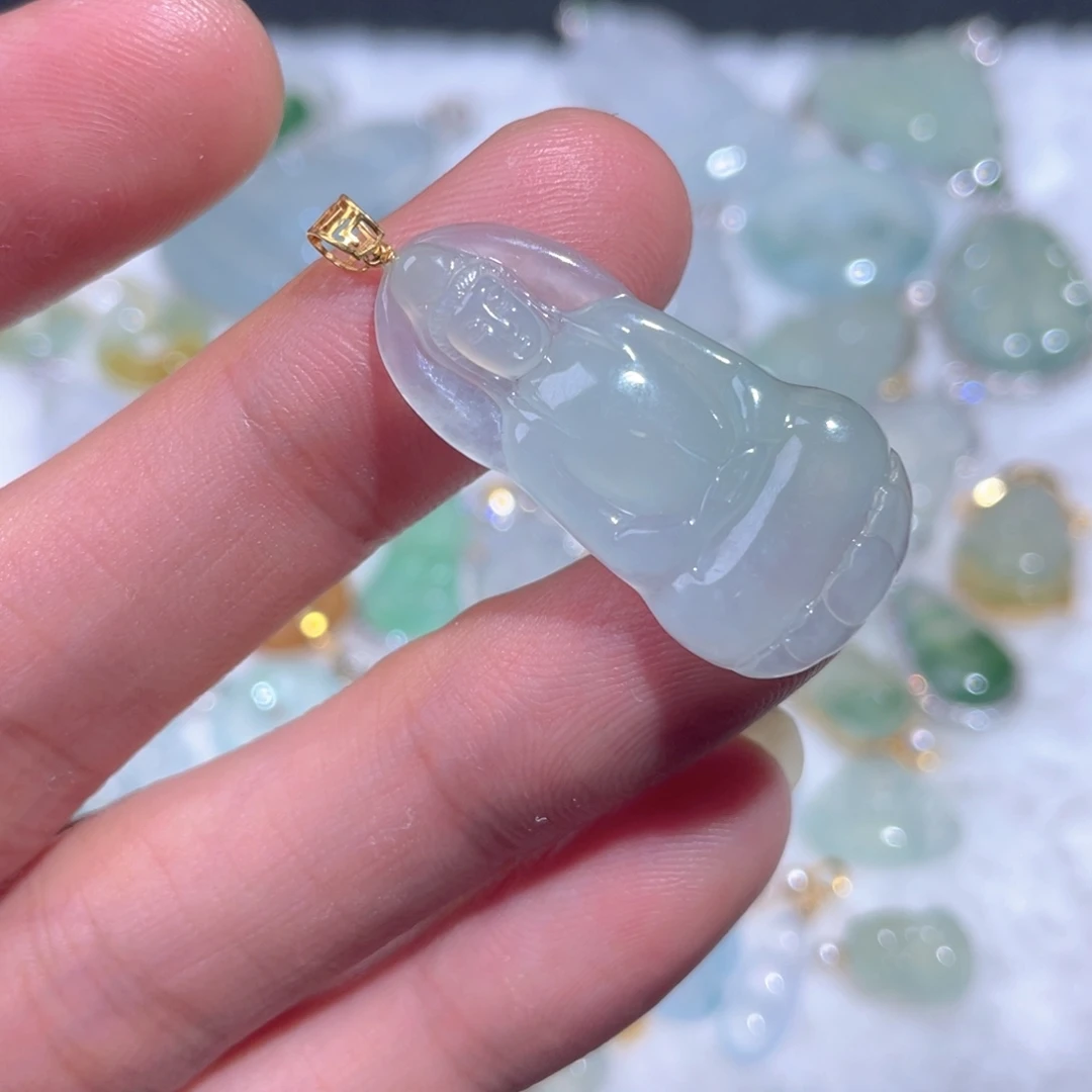 翡翠18K金镶嵌颈饰翡翠